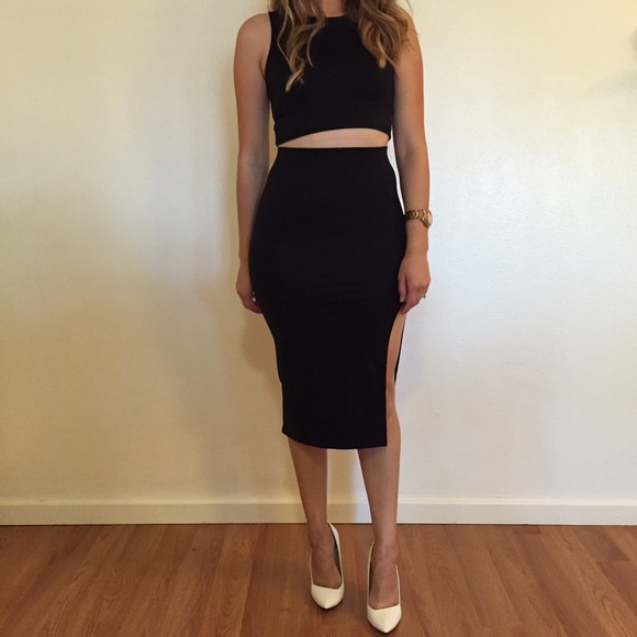 Slit Midi Skirts